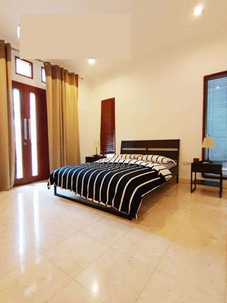 Rumah Disewakan di Kebayoran Baru Jakarta Selatan